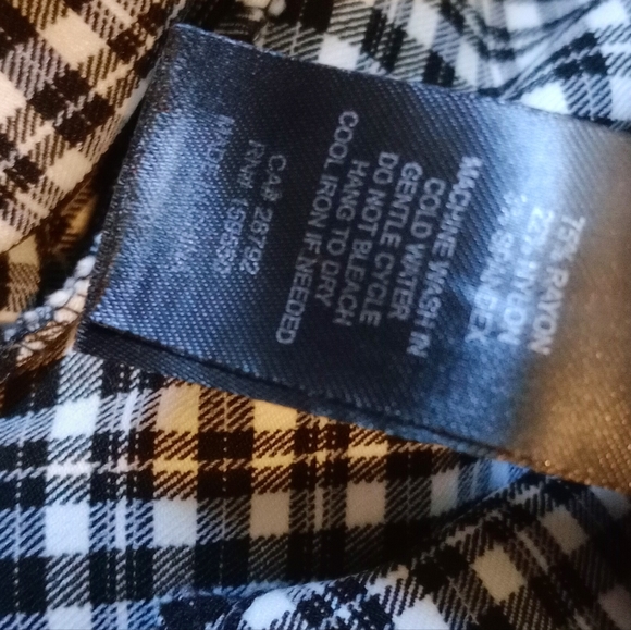 MAISON D'AMELIE BLACK AND WHITE CHECK STRETCH PANTS, SIZE 6 - Picture 4 of 10